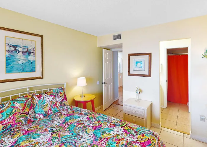 Holiday home Newly Updated Beachfront With Gulf View Indoor Outdoor Pools & Hot Tub *