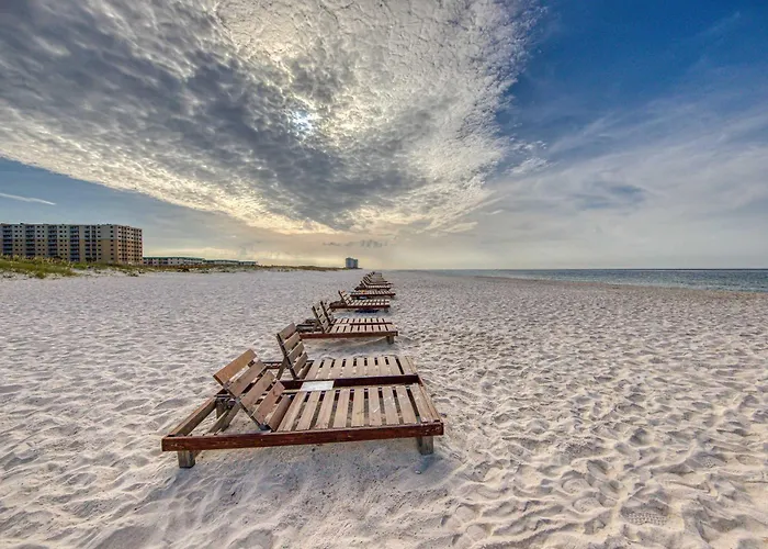 Newly Updated Beachfront With Gulf View Indoor Outdoor Pools & Hot Tub Gulf Shores